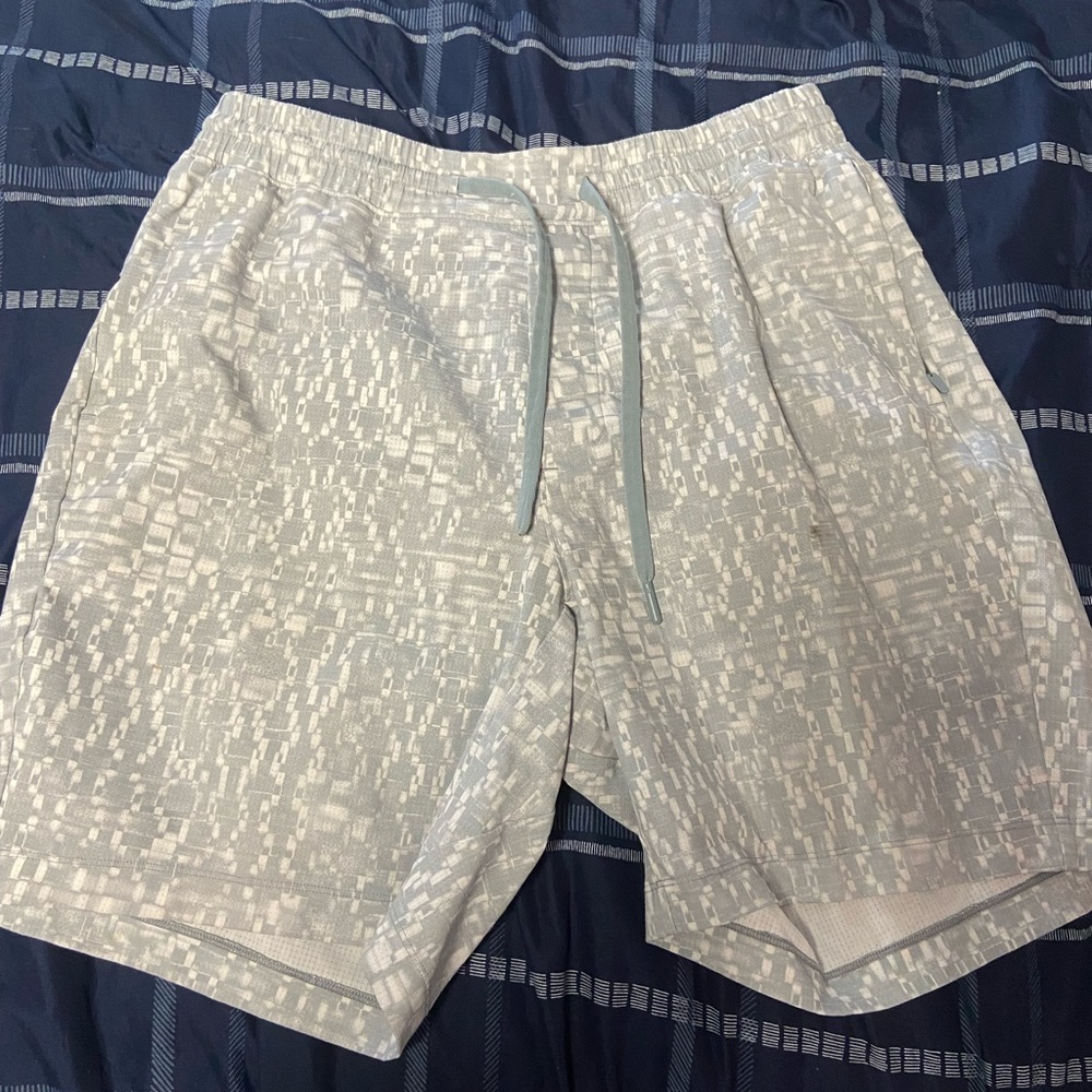 lululemon shorts, no longer produced